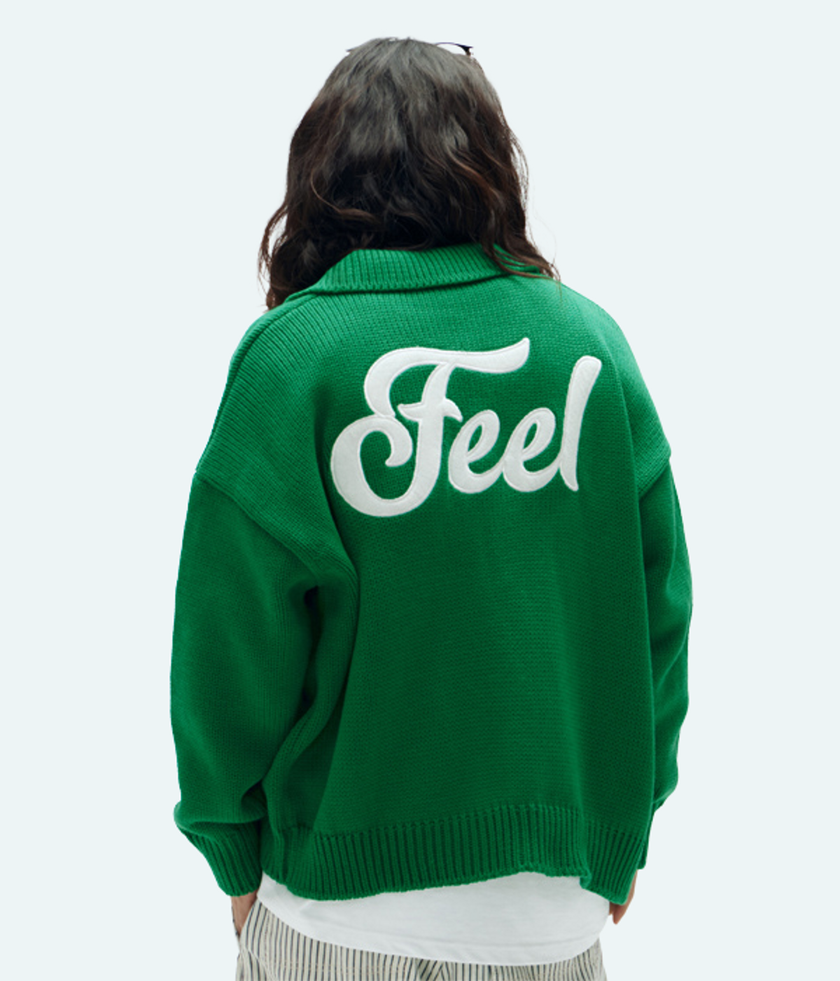 필이너프(FEELENUFF) FEEL LOGO CROPPED KNITJACKET GREEN