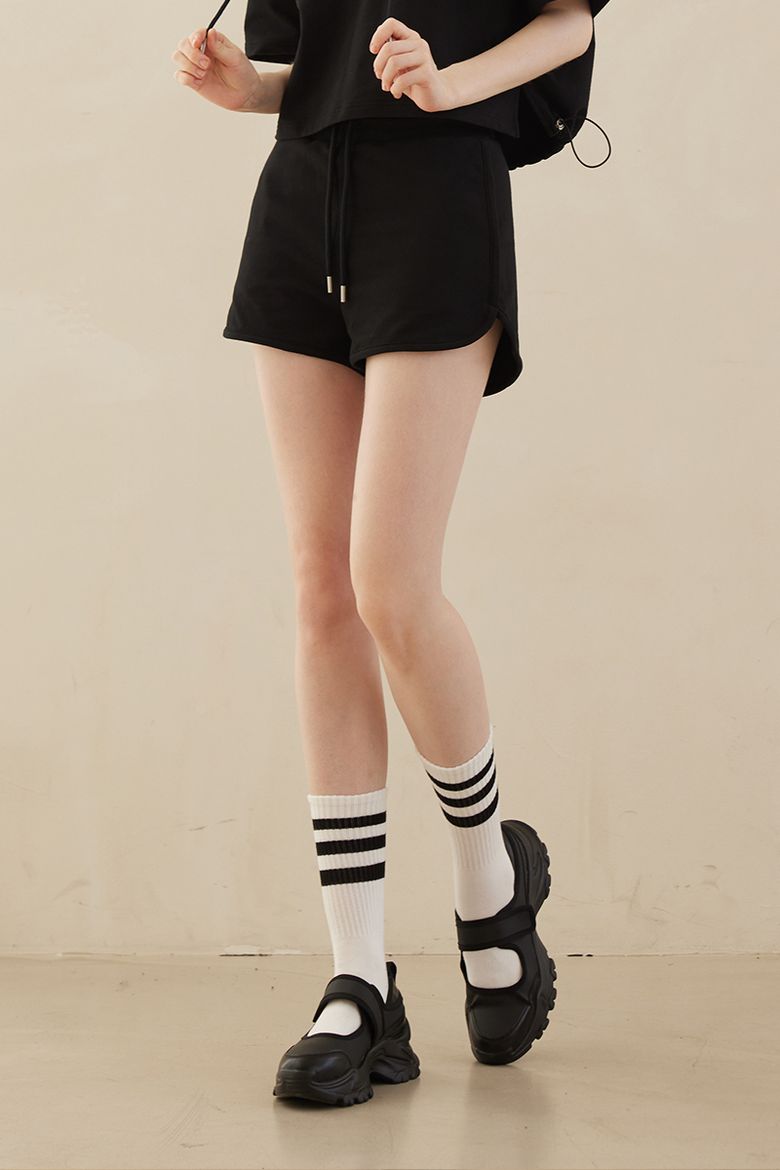 엔타르티카 미니 밴딩 숏팬츠 블랙
