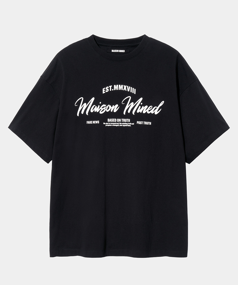 【MAISON MINED】24SS★ SCRIPT TYPE HALF T MUSINSA公式 | MAISON MINED SCRIPT TYPE HALF T BLACK