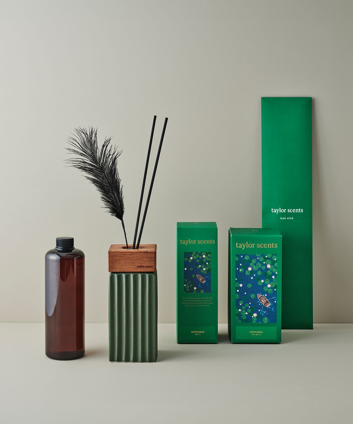 테일러센츠(TAYLOR SCENTS) 오브제 디퓨저 1L 로투스힐