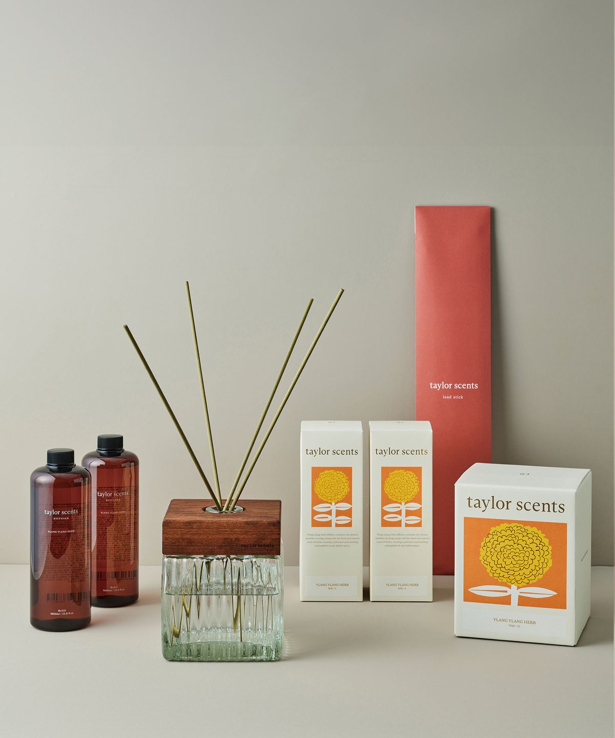 테일러센츠(TAYLOR SCENTS) 오브제 디퓨저 2L 일랑일랑허브