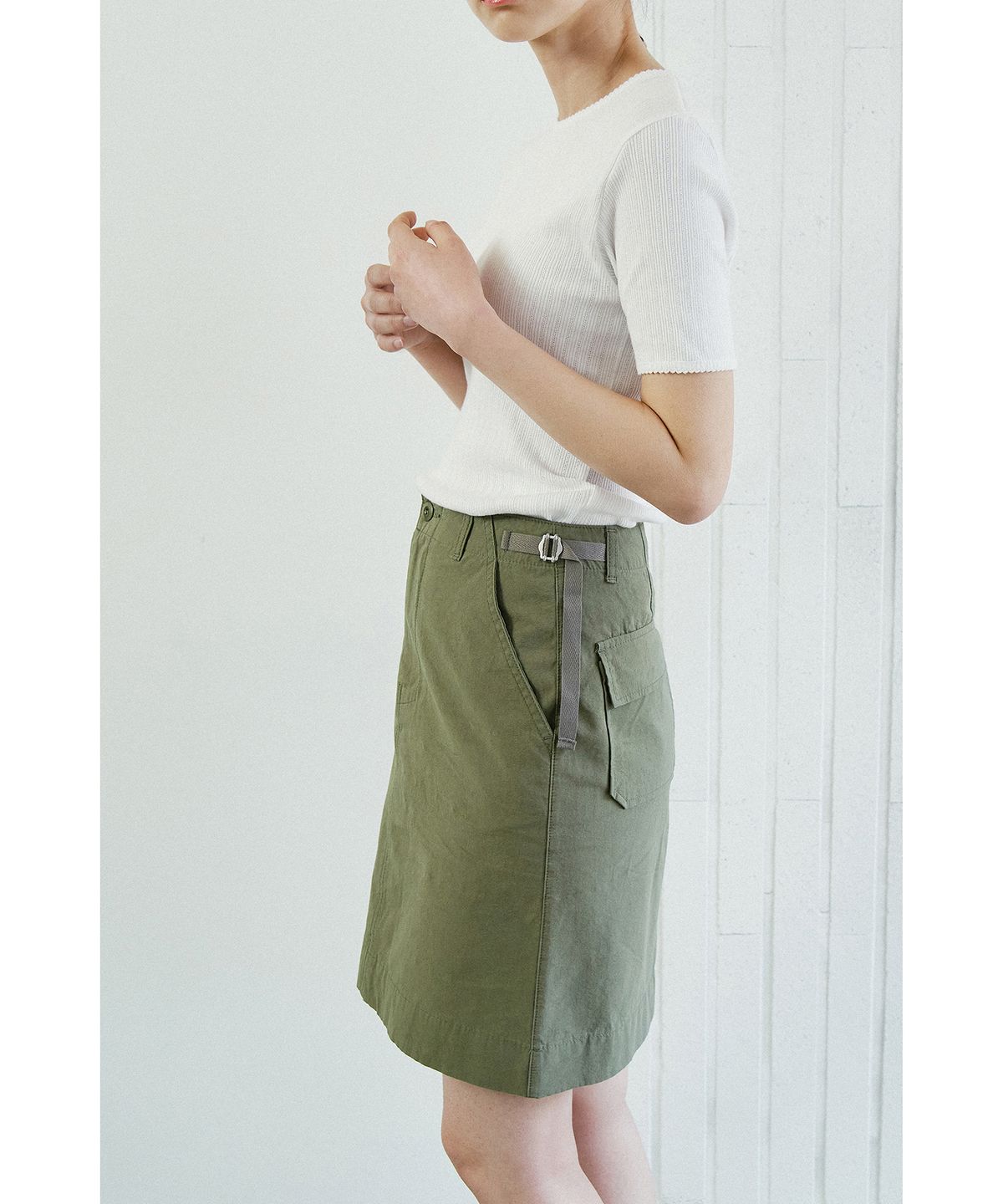 코튼벨(COTTON BELL) 미디 사이드 벨트 스커트 - Khaki