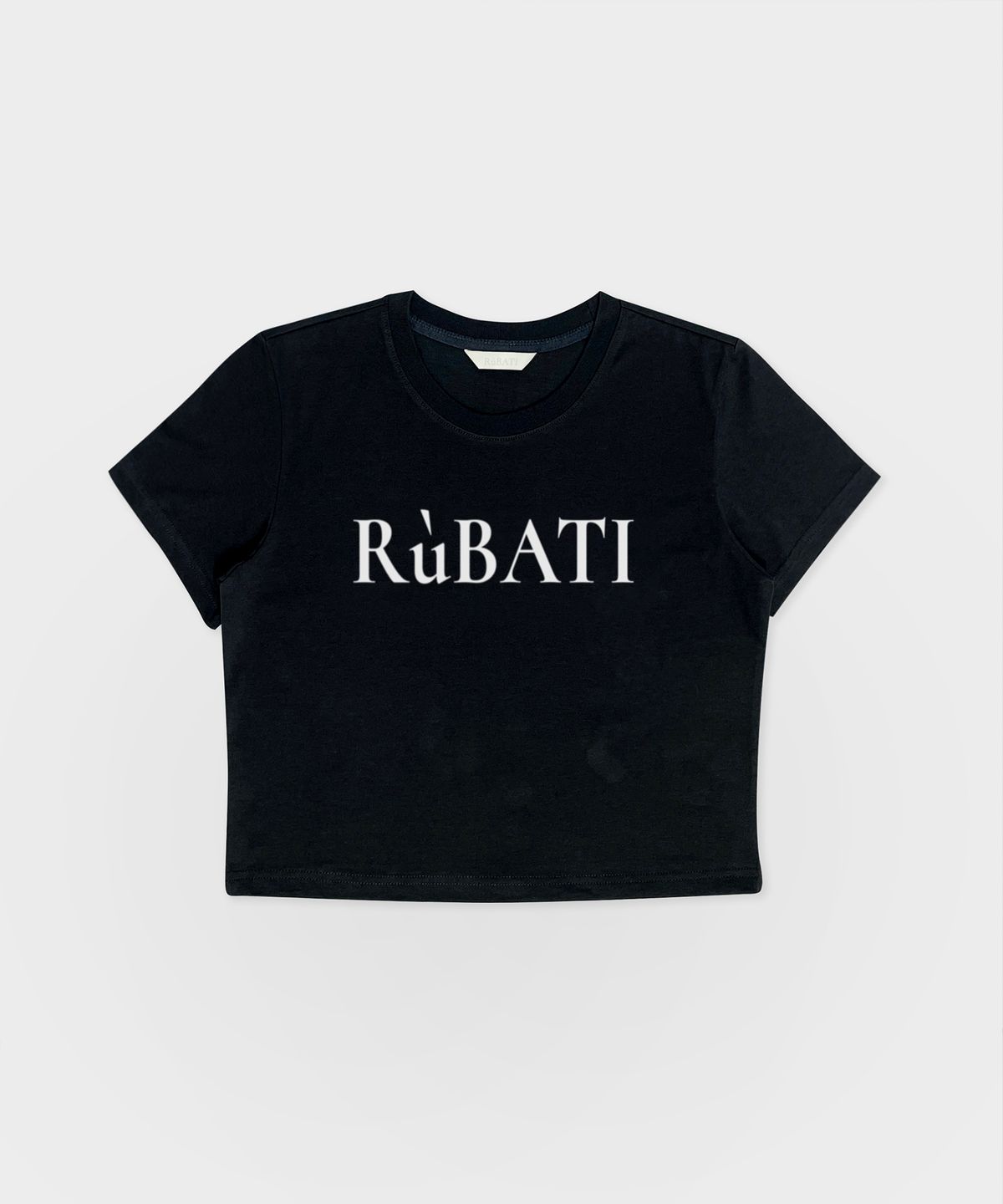 루바티(RUBATI) 로고 크롭 티셔츠_블랙