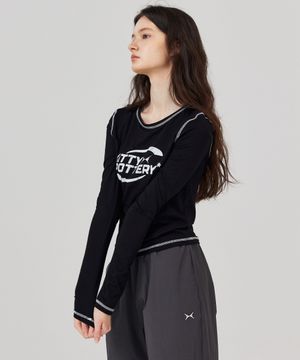스포티 그래픽 긴팔 티셔츠 블랙