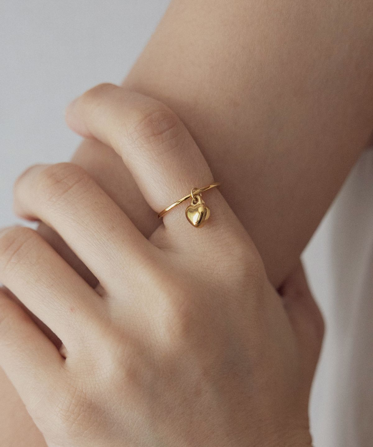 메리모티브(MERRYMOTIVE) Small heart simple surgical ring