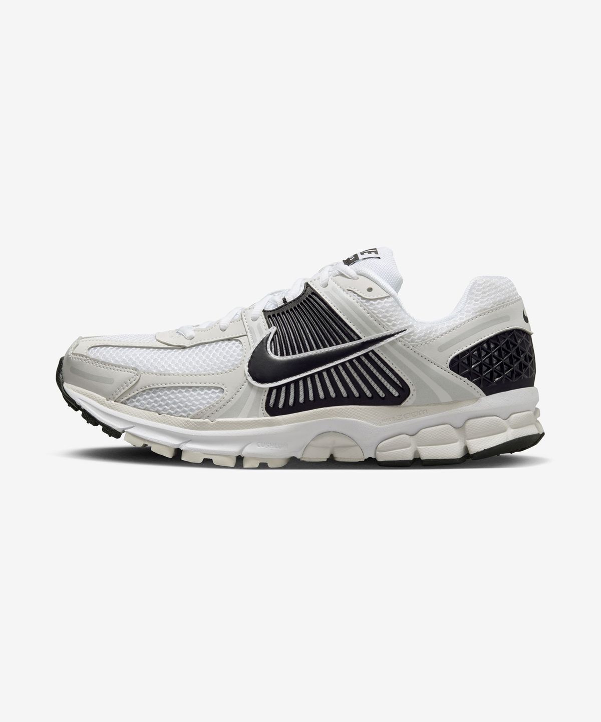 나이키(NIKE) 줌 보메로 5 M - 화이트:플래티넘 틴트:메탈릭 플래티넘:블랙 / FB9149-101