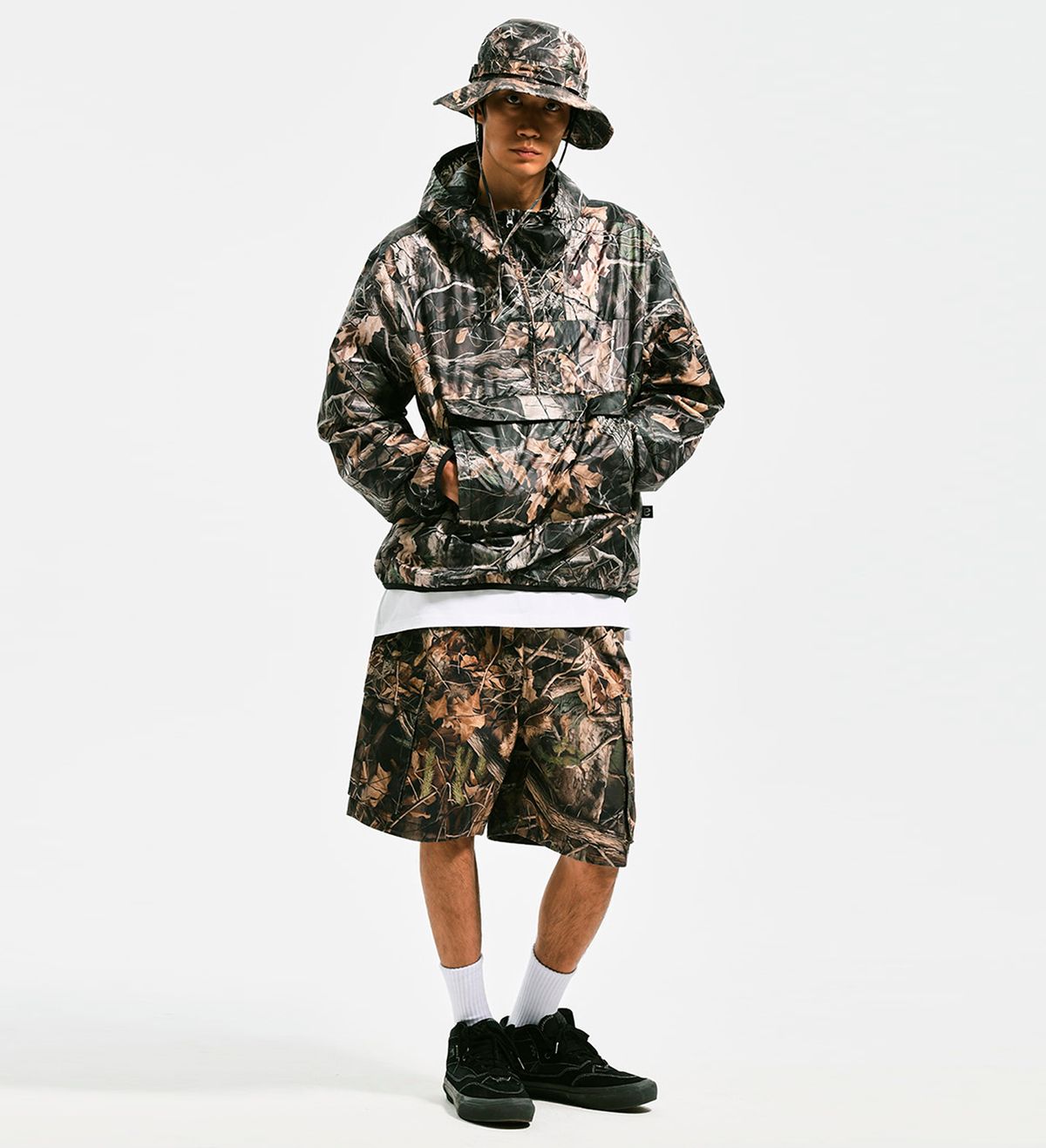 엑스트라오디너리(EXTRAORDINARY) CAMOUFLAGE ANORAK  REAL TREE CAMO