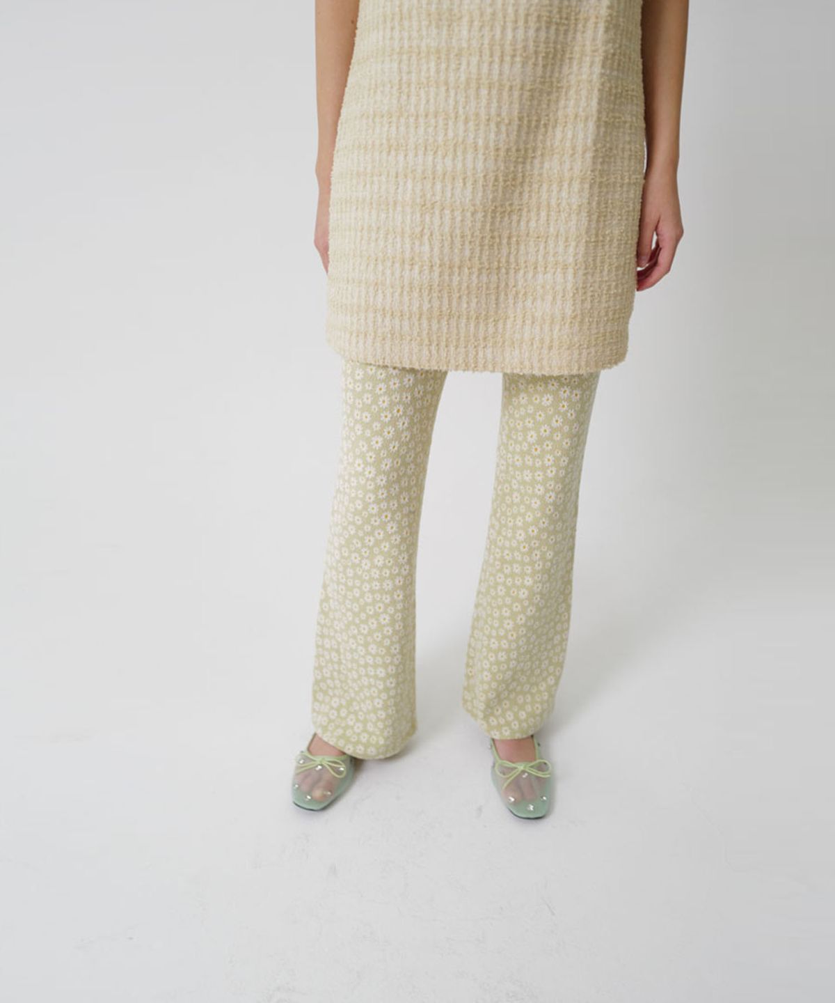 수수무(SUSUMU) DAISY PANTS - olive
