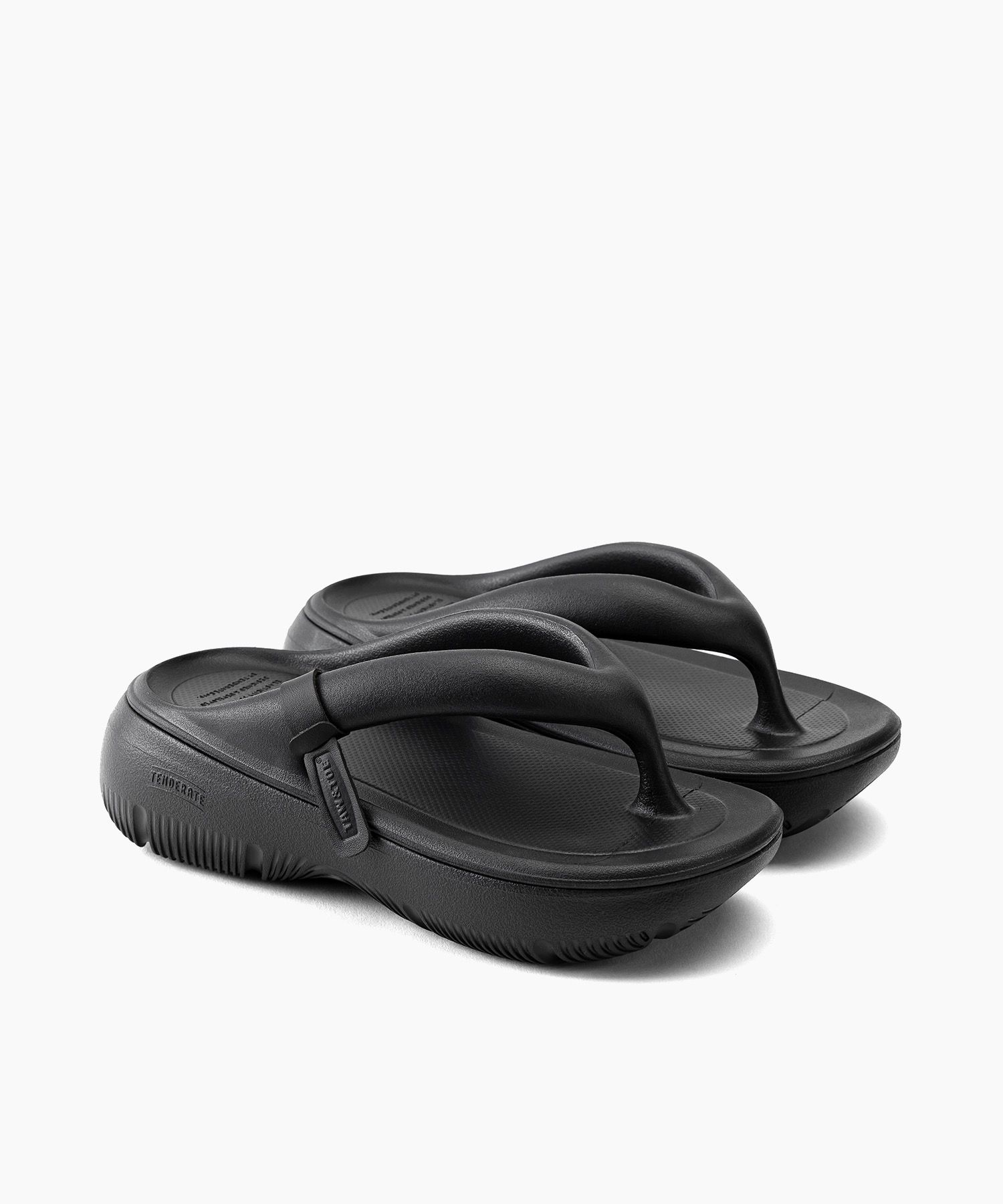 MUSINSA | TAW&TOE Zerovity Plumpy Black