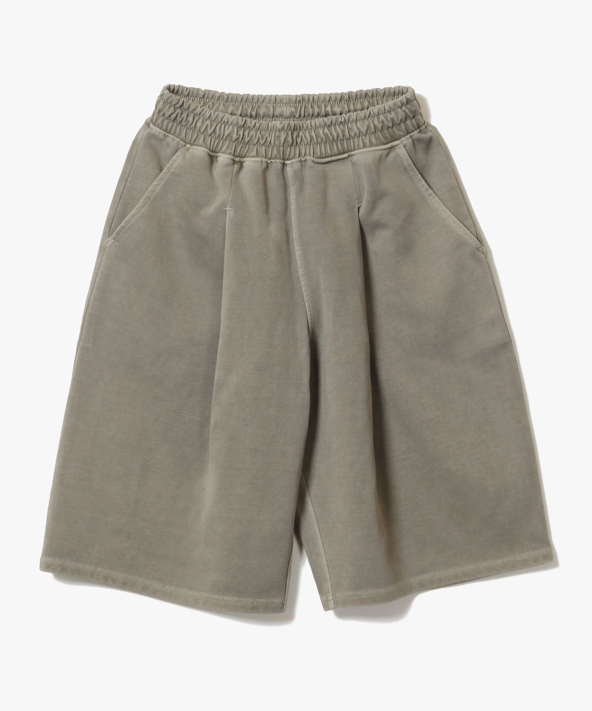 제로(XERO) Deep One Tuck Pigment Sweat Shorts [Khaki]