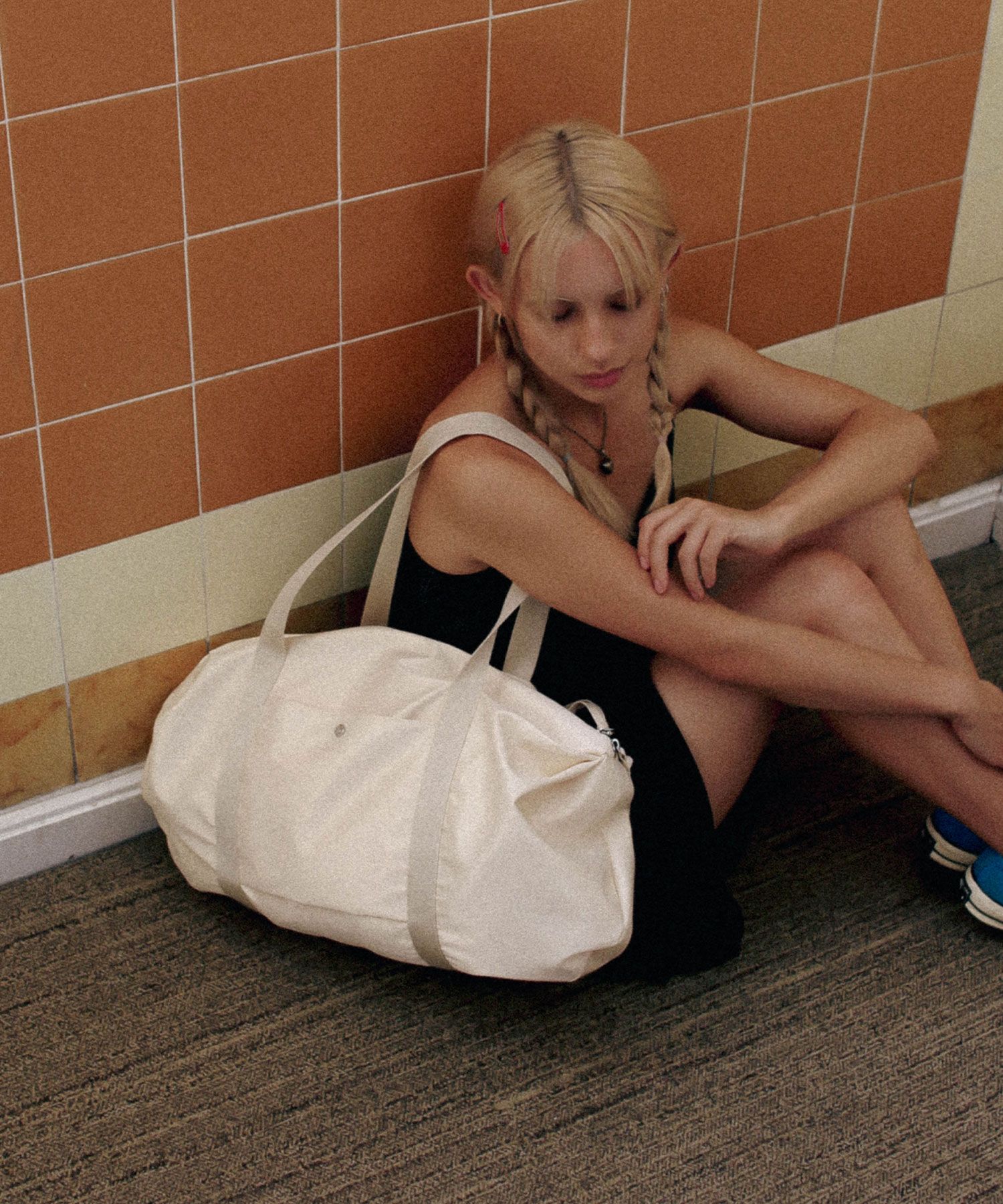 MUSINSA公式 | HEEARI Aurora Shirring Duffle Big Bag_Ivory