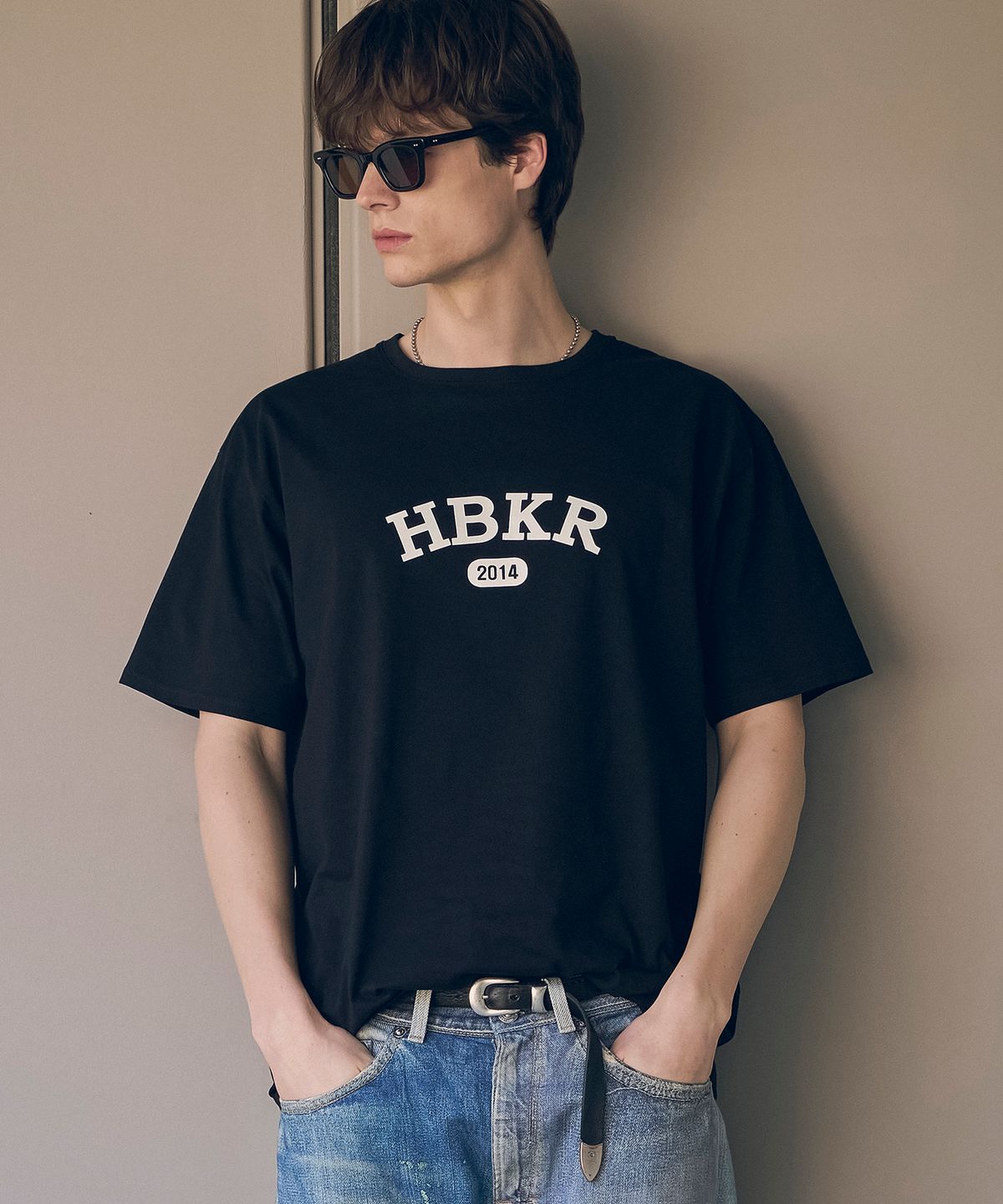 하프크라이즈 레이아웃(HALBKREIS LAYOUT) T20044 HBKR printing T-shirt_Black