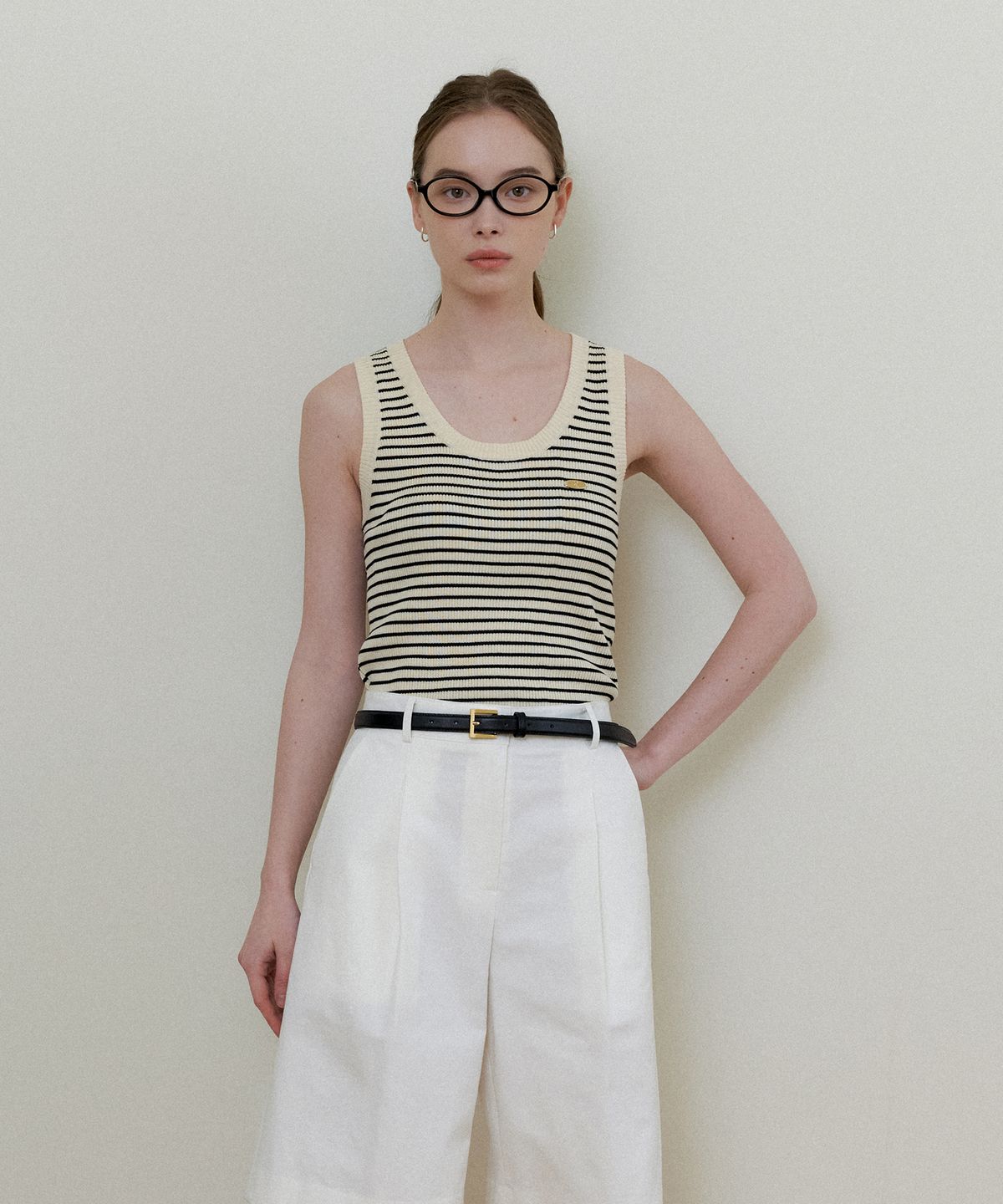 더페니(THE PENNY) STRIPE SLEEVELESS KNIT - Cream