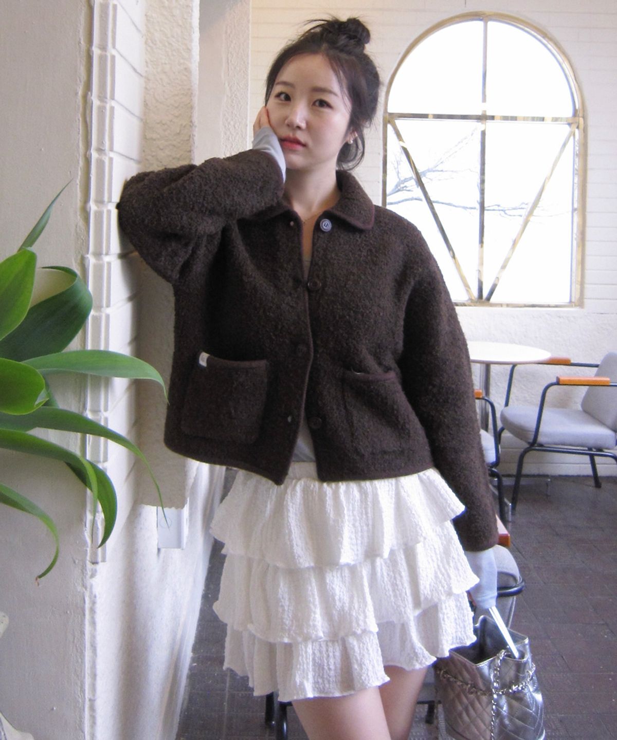 벨로엘(BELLOL) 캉캉 셔링 미니 스커트 아이보리