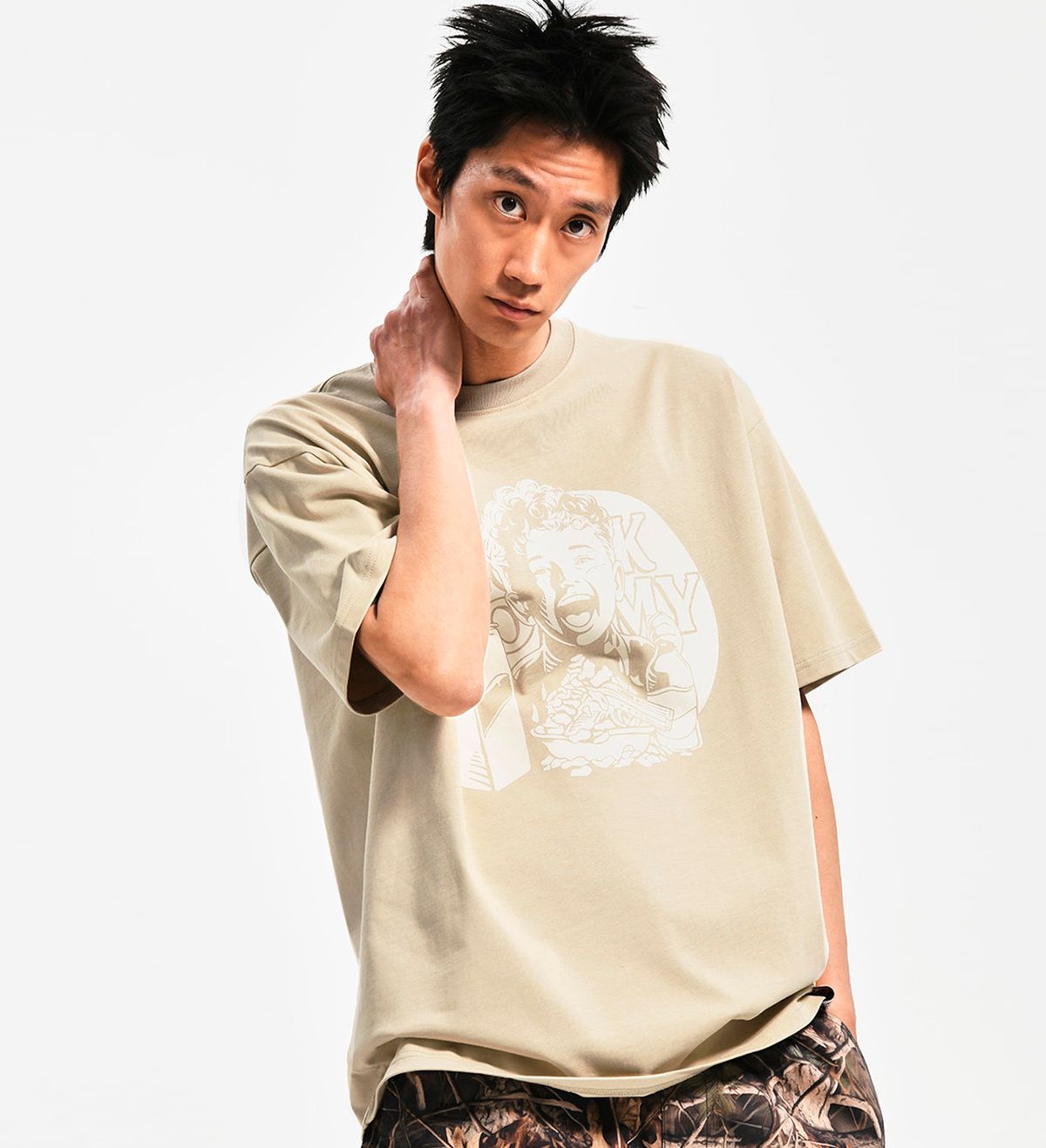 엑스트라오디너리(EXTRAORDINARY) 헤비코튼  MISCHIEVOUS BOY TEE   BEIGE