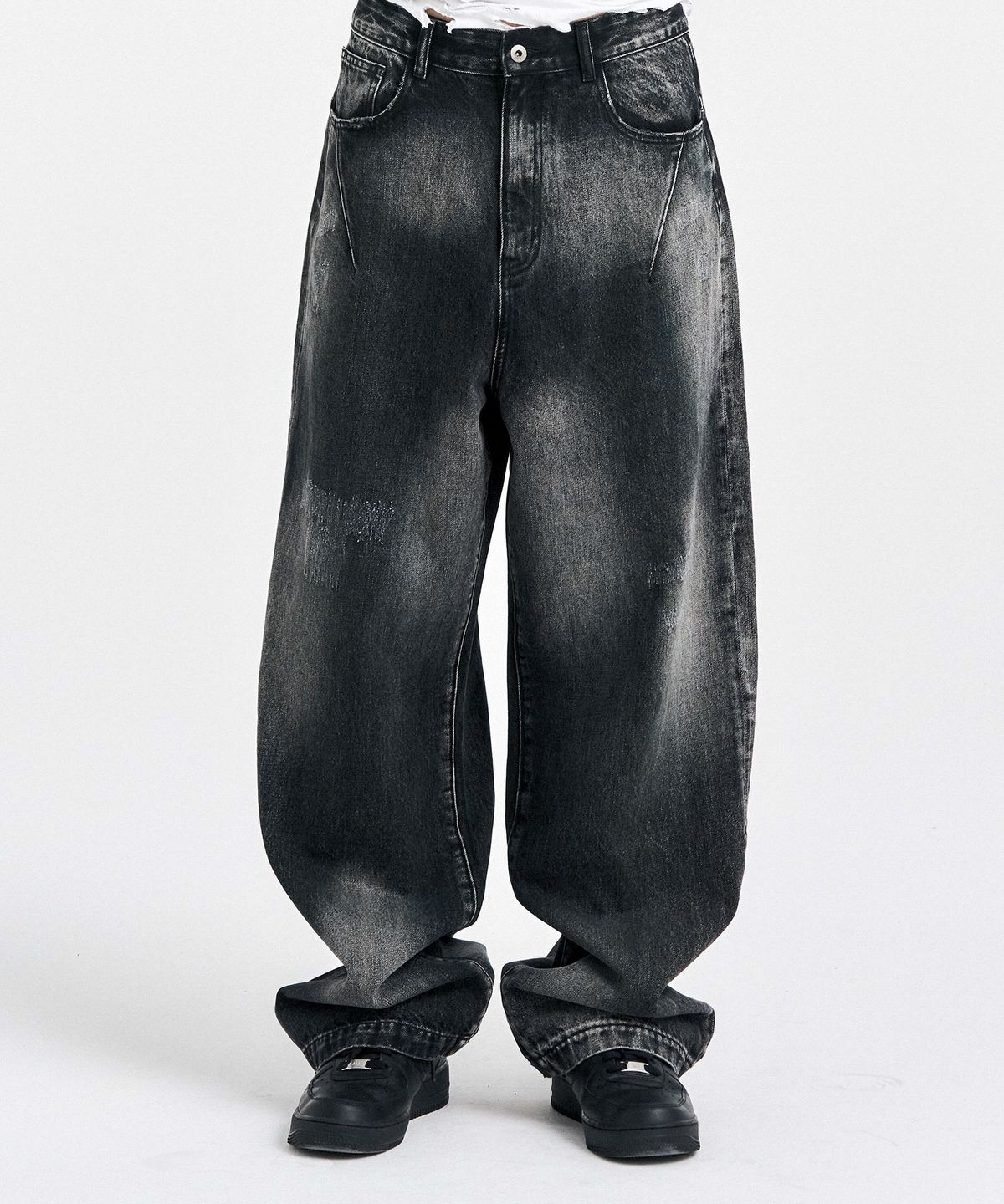 스키즘 인듀싱(SCHISM INDUCING) DARK CLOUD JEANS, BLACK