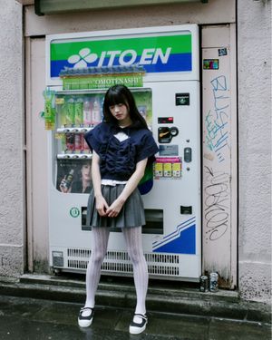 BODY SHIRRING HOODIE_NAVY