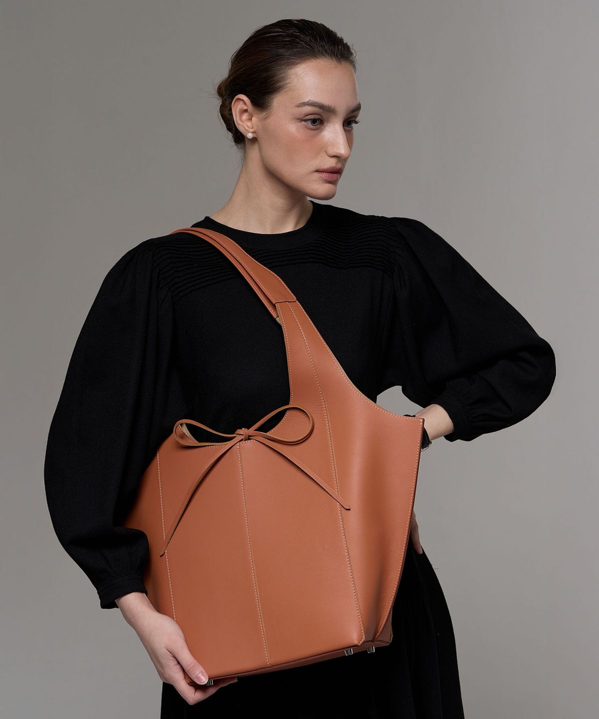 제마 에르베 르 코티디앙(ZEMA ÉLEVER LE QUOTIDIEN) Onnete Tote Bag L - Camel Tan (오네뜨 토트백 L)