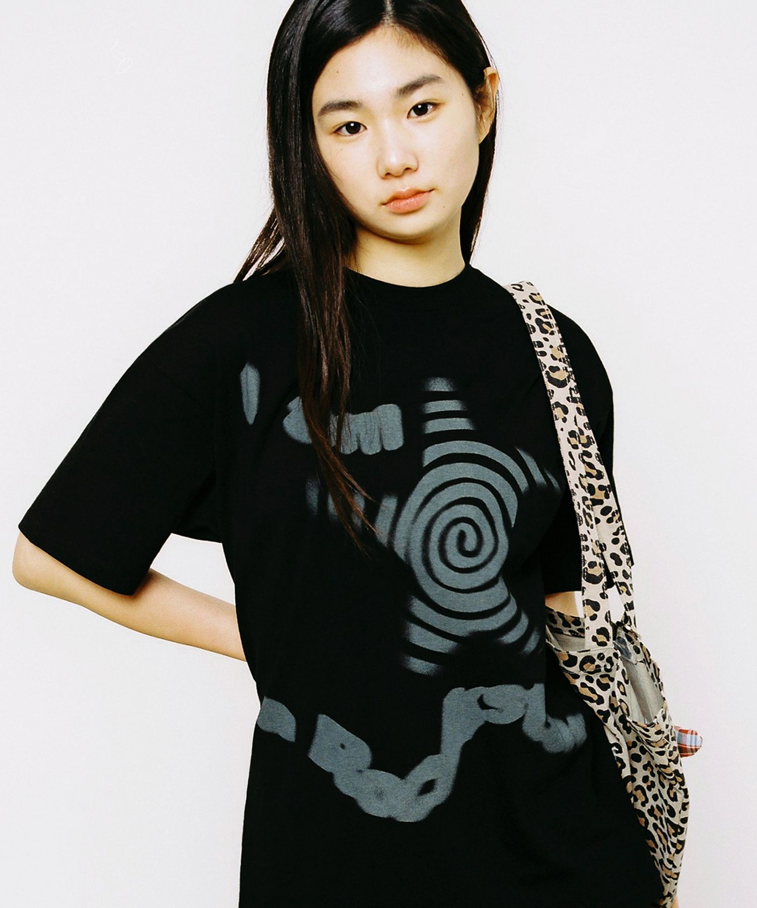 WEBHOUSE☆Twister Rockstar Tee WEBHOUSE Twister Rockstar Tee - Black | International Store
