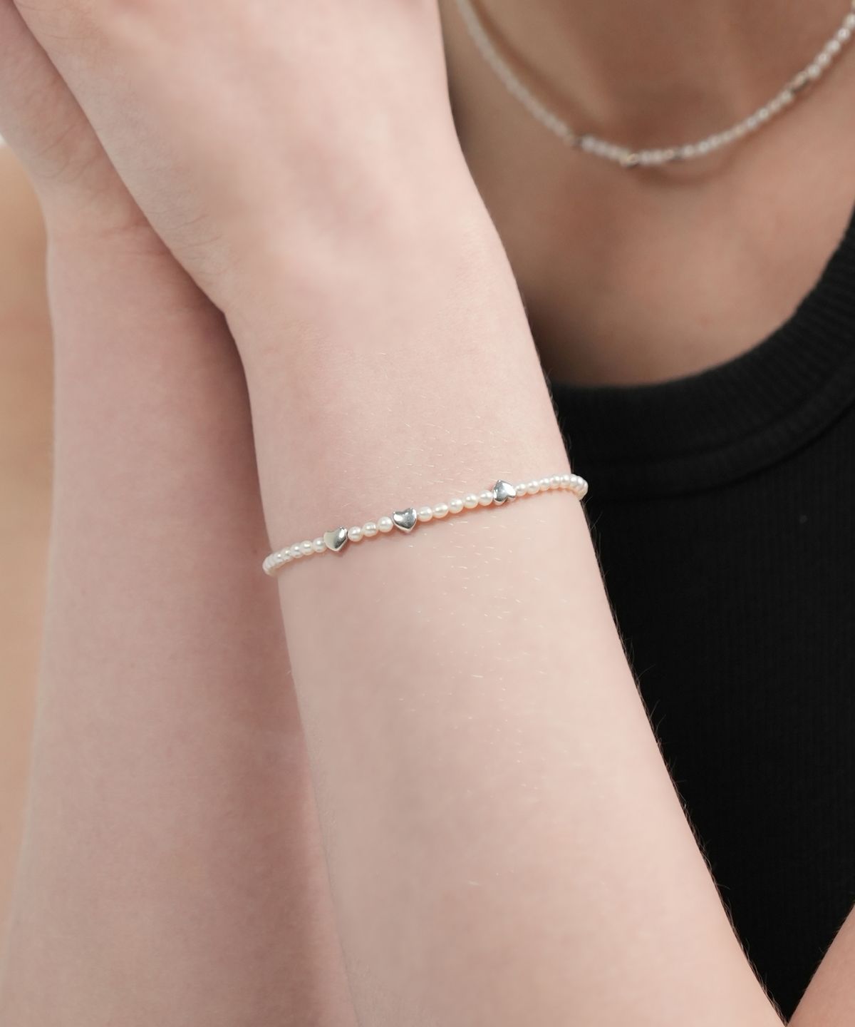 봉보(BONBEAU) Bebe silver heart water pearl Bracelet 실버925 미니하트 참 담수진주 팔찌 3mm