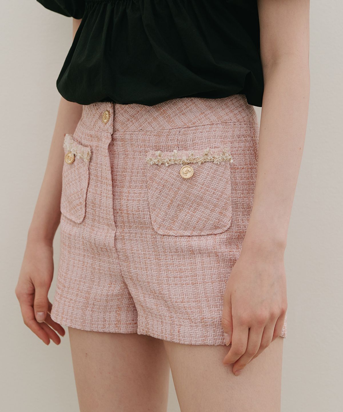 320쇼룸(320SHOWROOM) Tape Trimming Tweed Shorts Pink