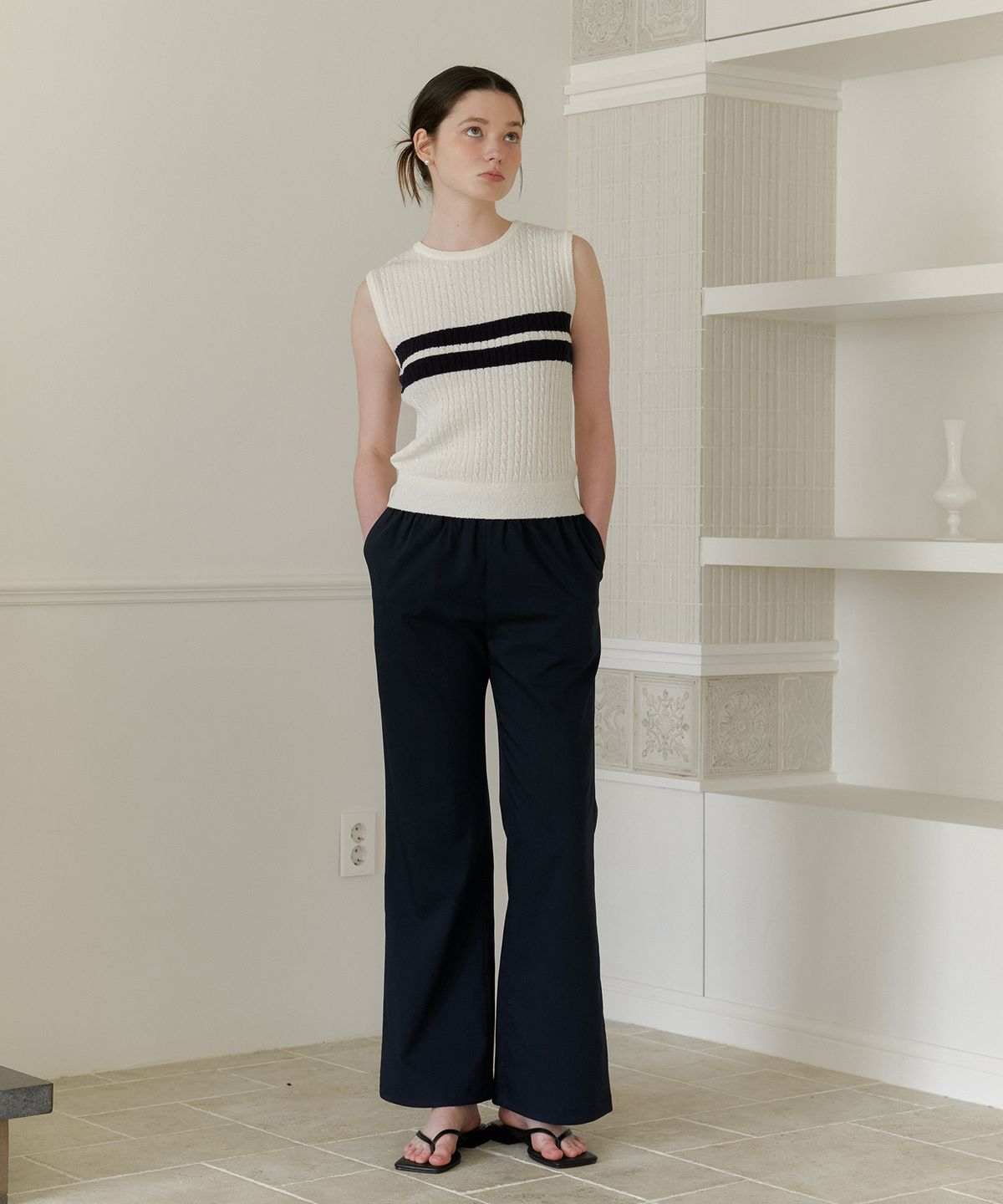 엽페(YUPPE) BASIC BANDING PANTS_NAVY