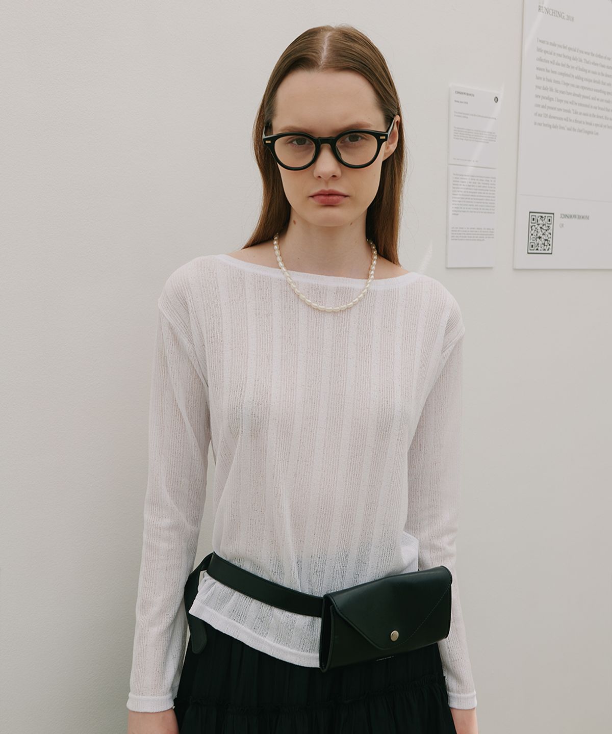320쇼룸(320SHOWROOM) Urban See-through Boat Neck T-shirt White