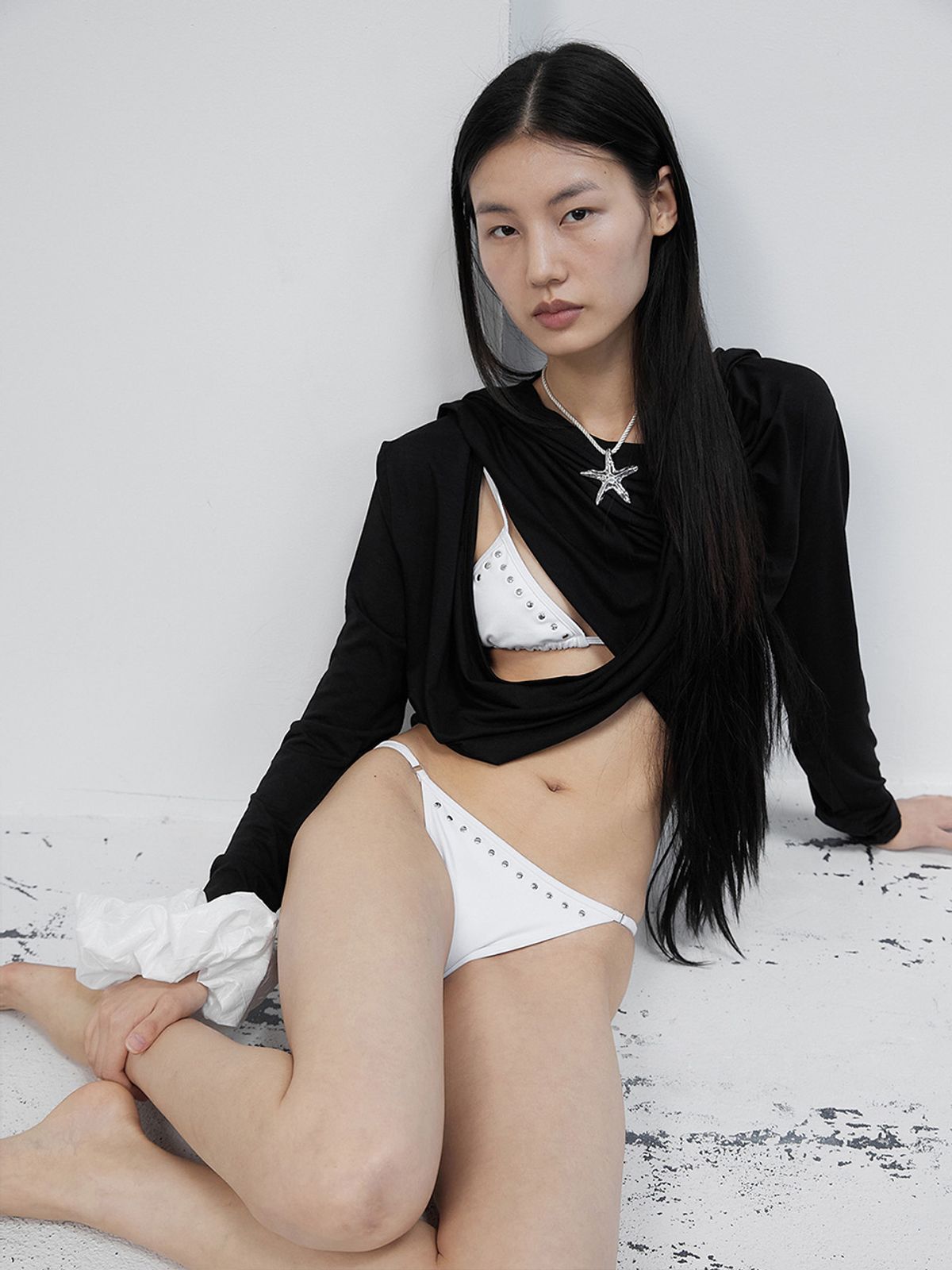 세릭(CERRIC) STUD LINE UP BIKINI / WHITE