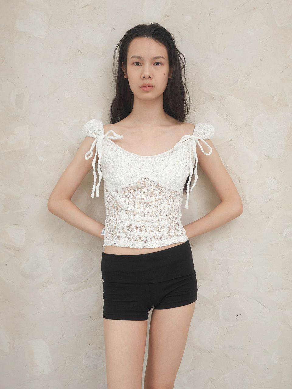 Tシャツ・カットソー CERRIC : 24SS / LACE CREASE SHIRRING HALF TOP (2COLORS) LACE CREASE SHIRRING HALF TOP / WHITE - CERRIC