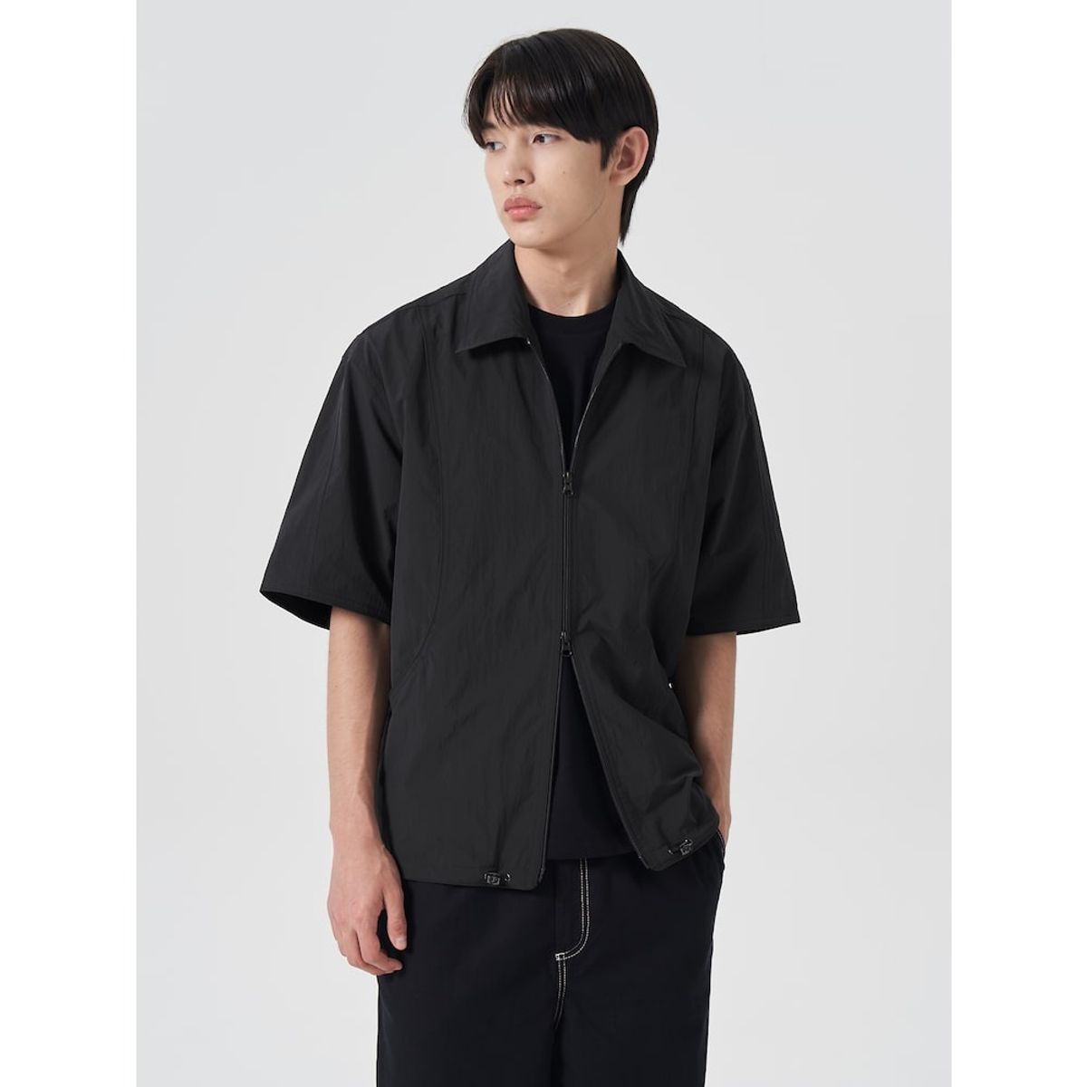 에잇세컨즈(8SECONDS) 나일론 반팔 집업 재킷  애쉬 (214439BYW4)