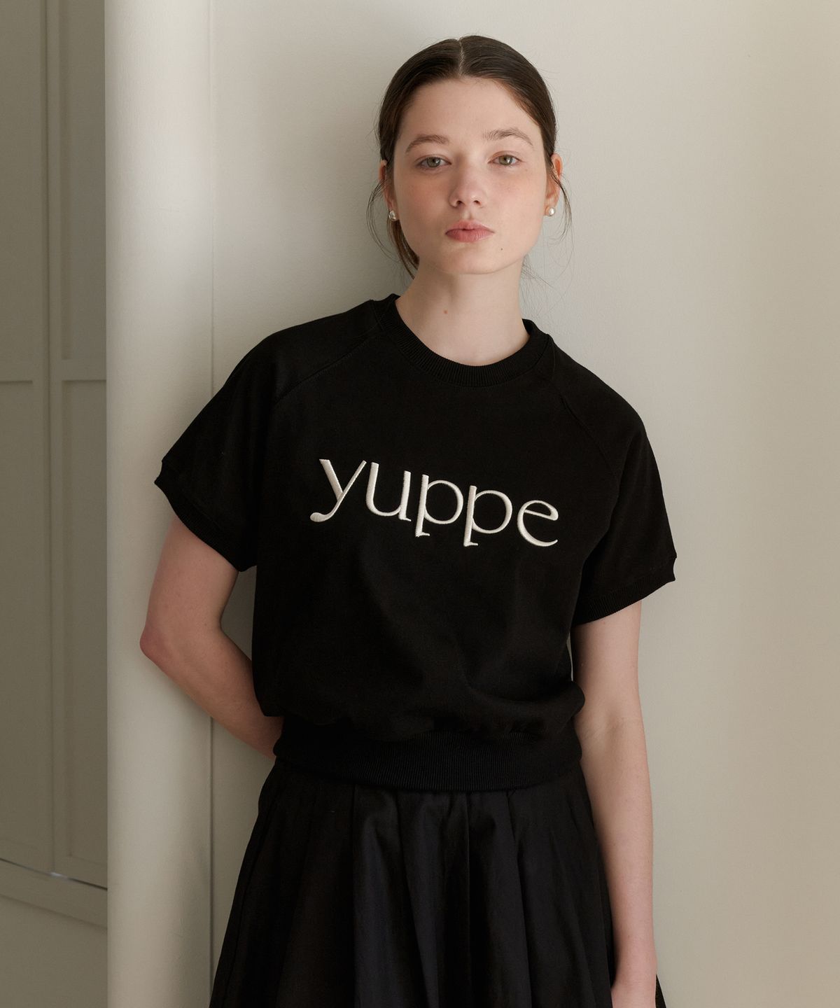 엽페(YUPPE) RAGLAN SWEAT SHIRT_BLACK