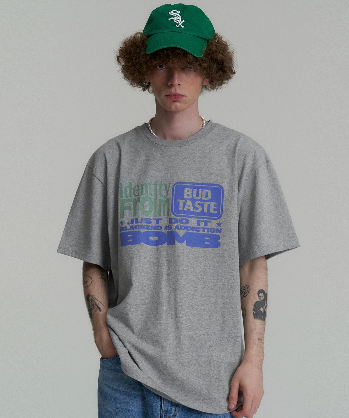 캑터스도넛마켓(CACTUSDONUTMARKET) Identity Addiction T-Shirt - Gray