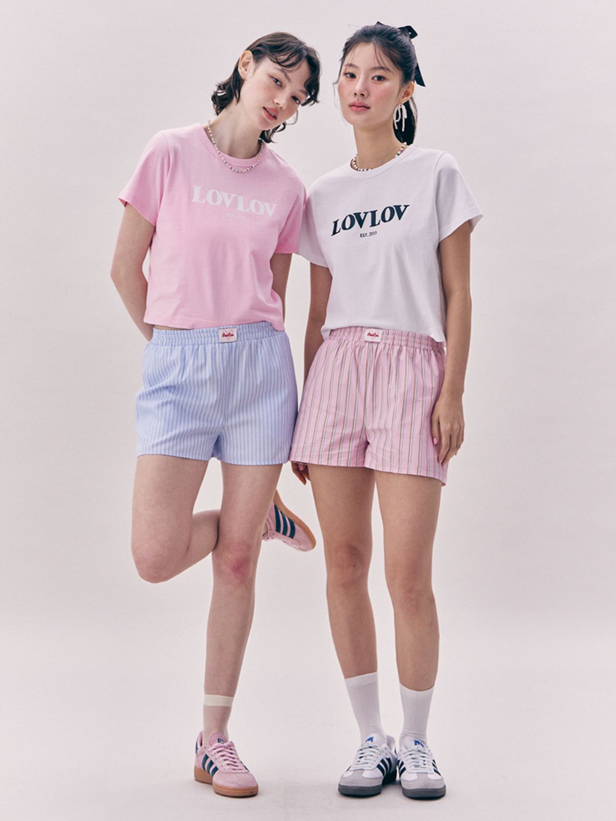 로브로브(LOVLOV) ICONIC CROP T-SHIRT