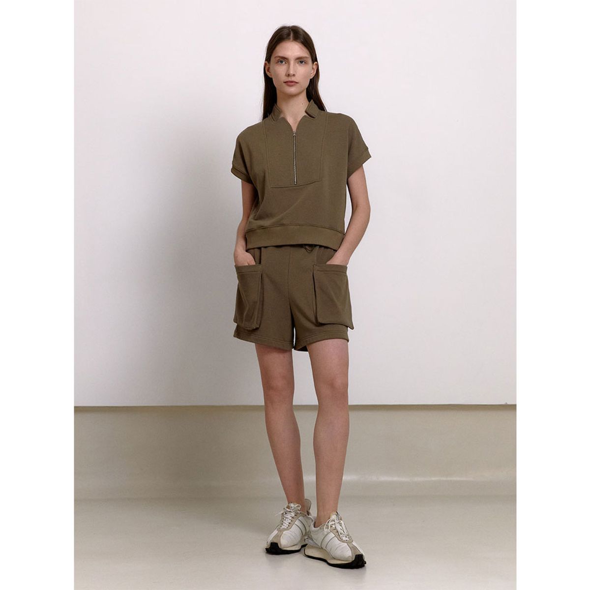 퍼블리카엑스(PUBLICKA X) MERZOO HALF PANTS KHAKI
