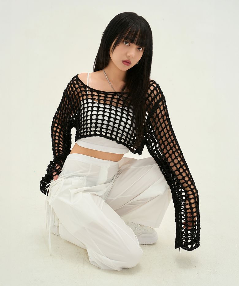 오픈 스티치 크로셋 크롭 탑