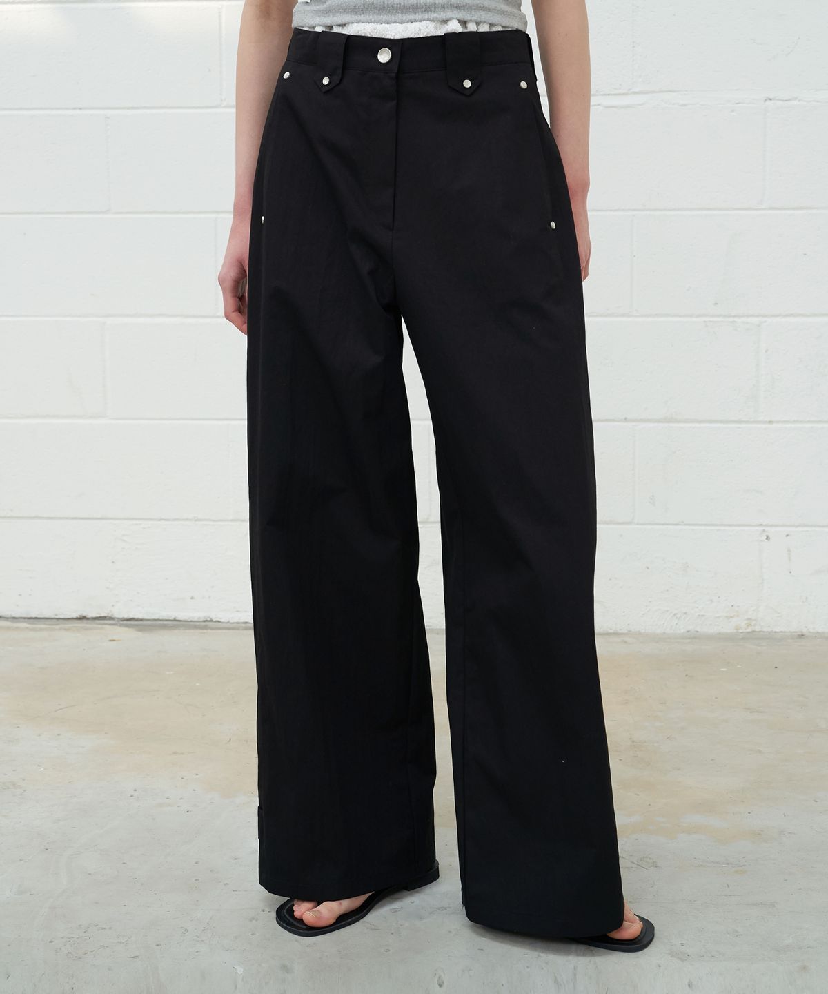 프롬웨얼(FROMWHERE) Section Line Wide Pants Black