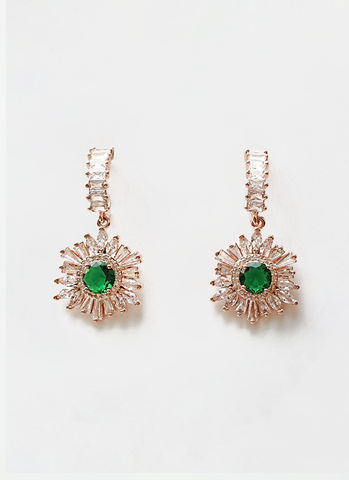 소수(SOSOO) Daisy Cubic Earring 데이지 큐빅 귀걸이