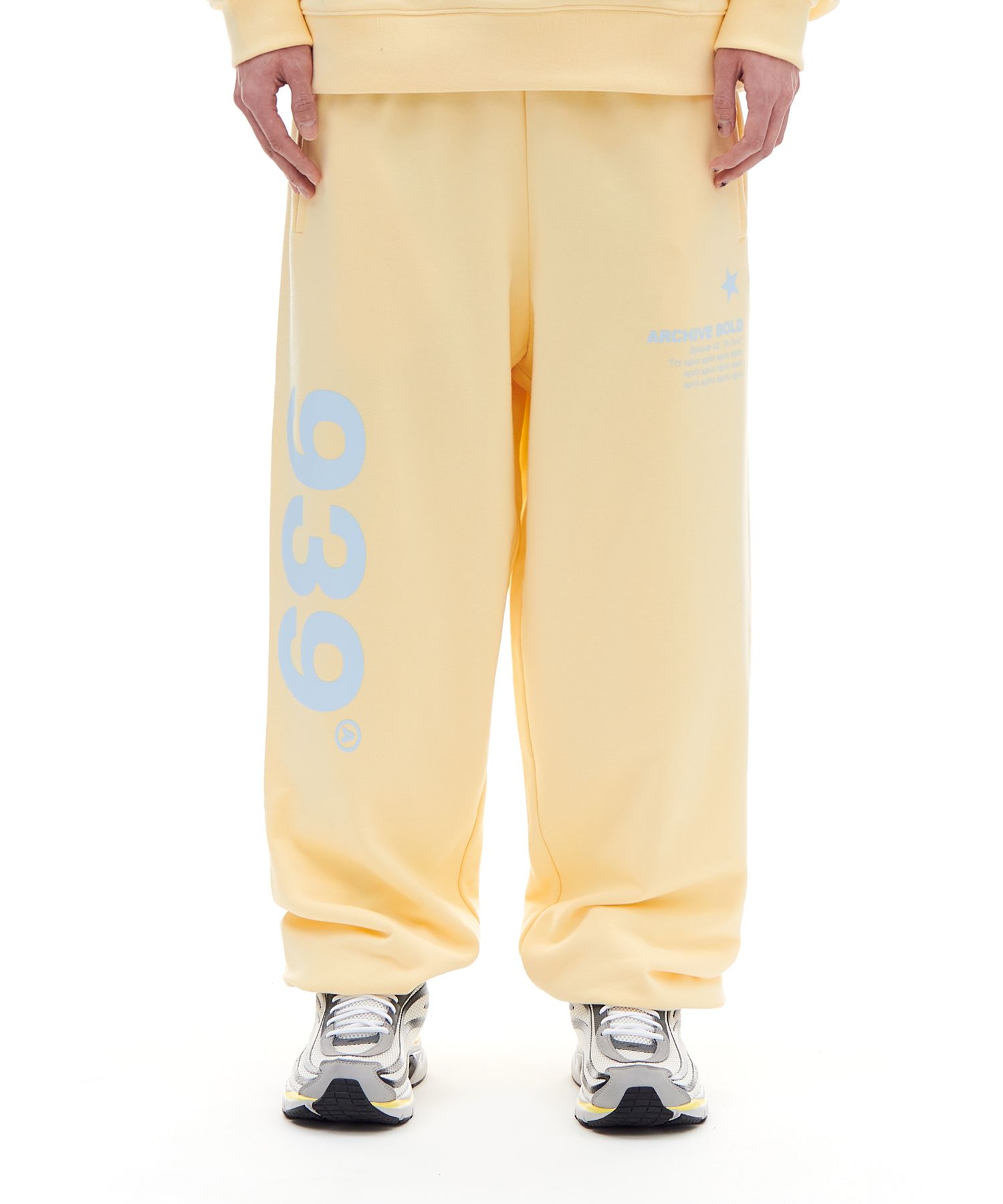 ◆ARCHIVE BOLD◆ 939 LOGO SWEAT PANTS LEMON AB24SPSW001LM MUSINSA | ARCHIVE BOLD 939 LOGO SWEAT PANTS (LEMON)