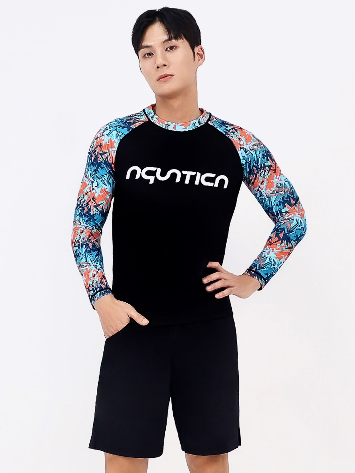 아쿠아티카(AQUATICA) 남성 래쉬가드 AQAMTS24016 상의+PZ 반바지세트