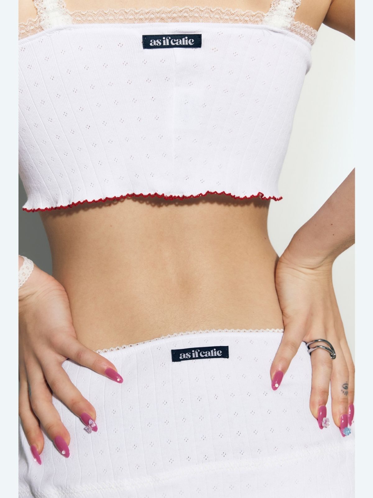 에즈이프 캘리(ASIF CALIE) LACE LAYERED MINI SKIRT WHITE