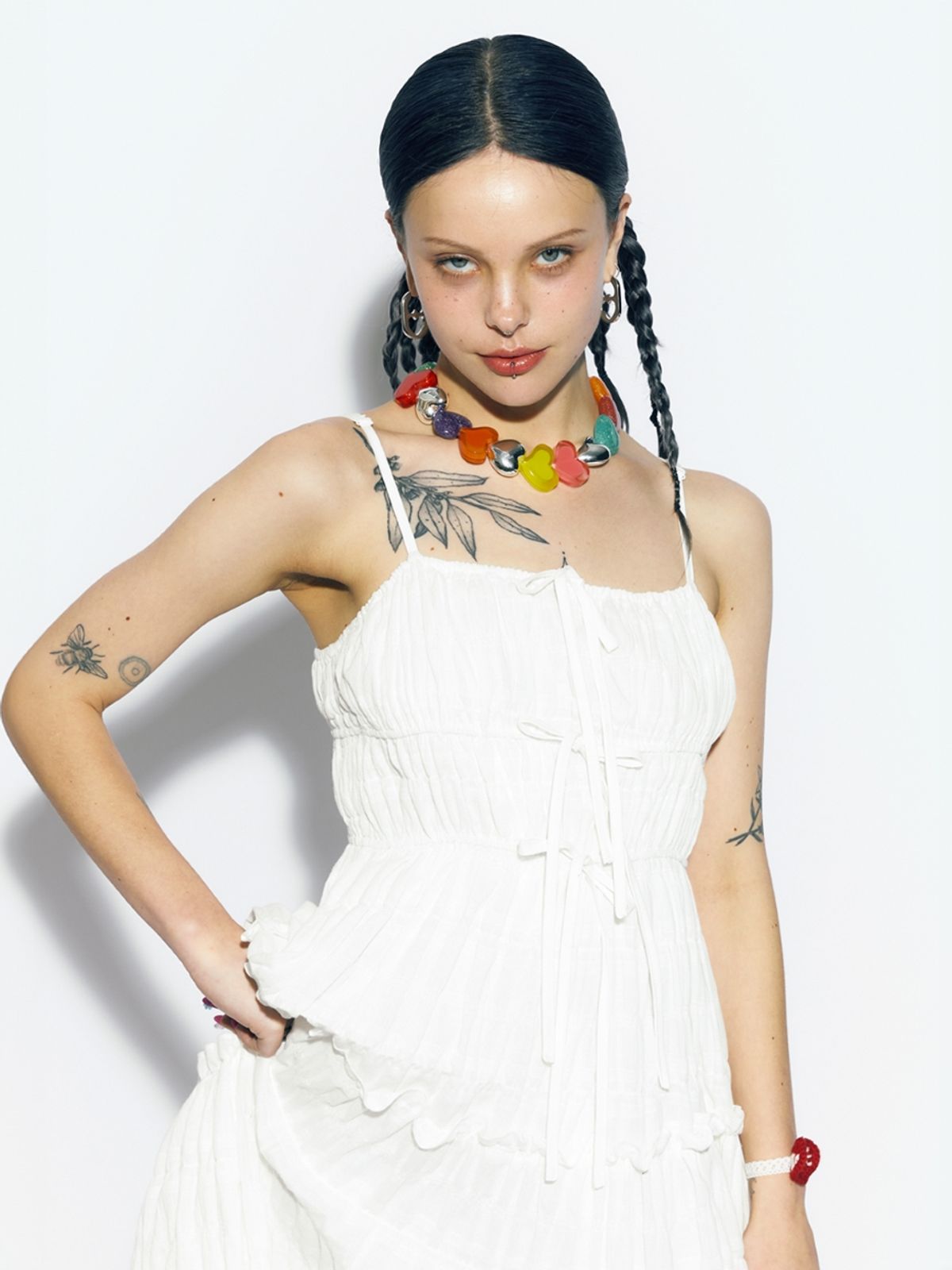 에즈이프 캘리(ASIF CALIE) GATHERING MAXI DRESS WHITE