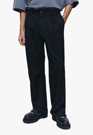 세미 와이드 카펜터 팬츠 블랙 ZG2PT211BK