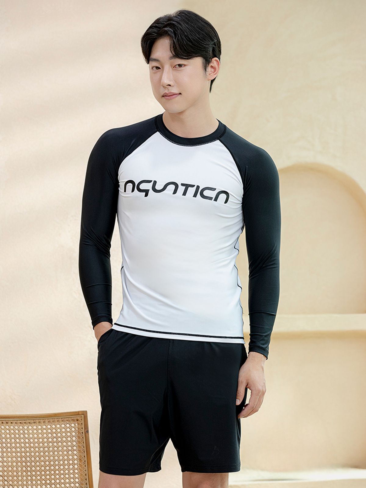 아쿠아티카(AQUATICA) 남성 래쉬가드 AQAMTS23011 상의+PZ 반바지세트