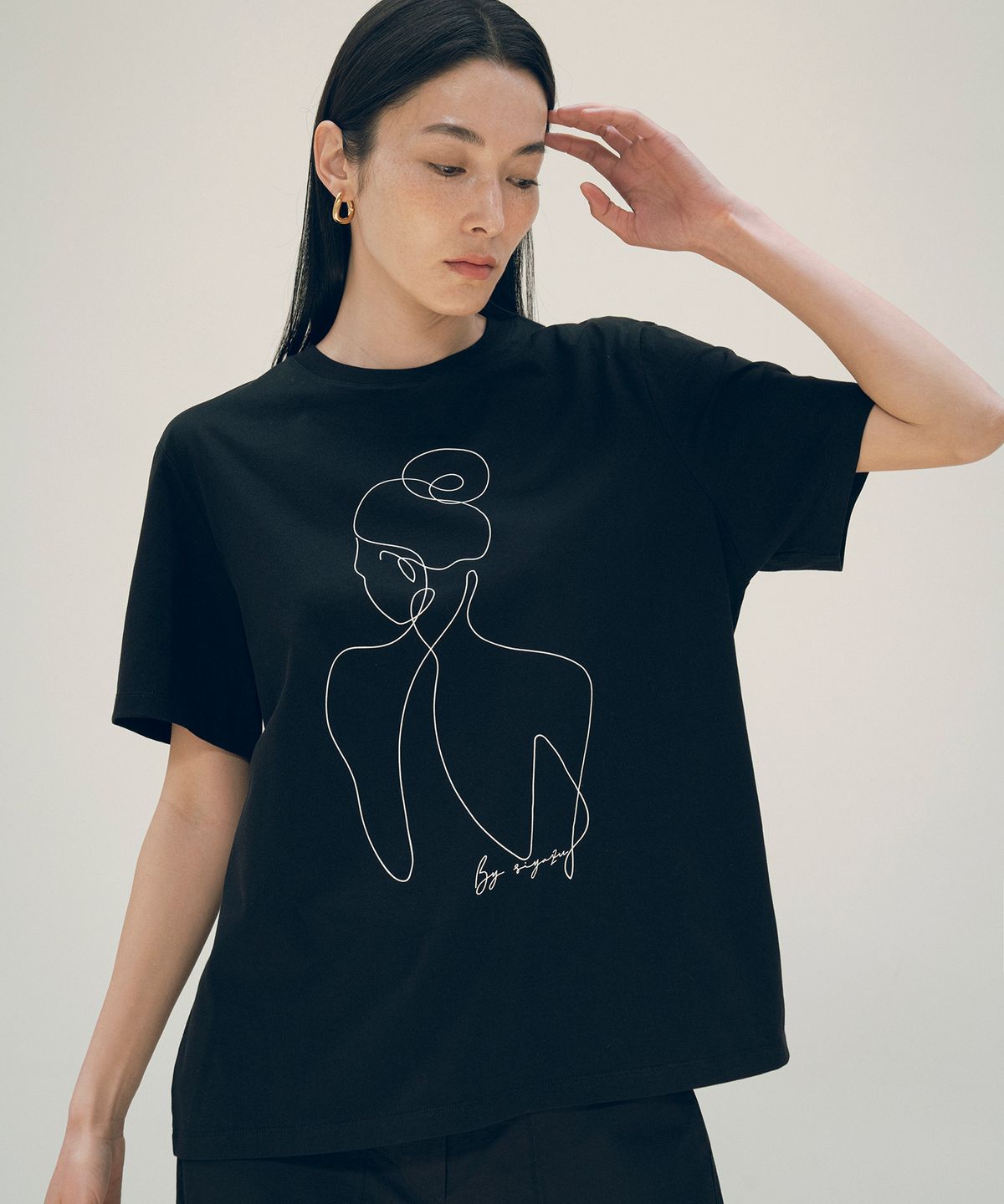 시야쥬(SIYAZU) SITP5157 우먼즈 아카이브 반팔 티셔츠_Black