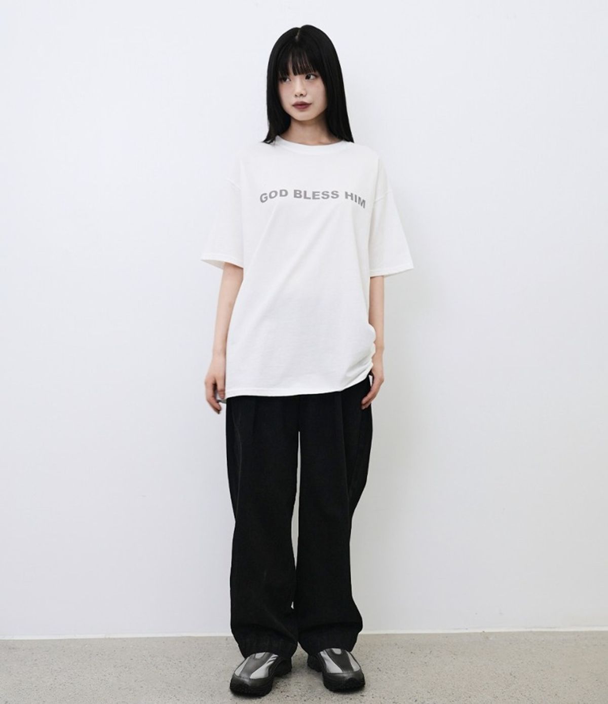 챈스챈스(CHANCECHANCE) GOD BLESS HIM T-SHIRT