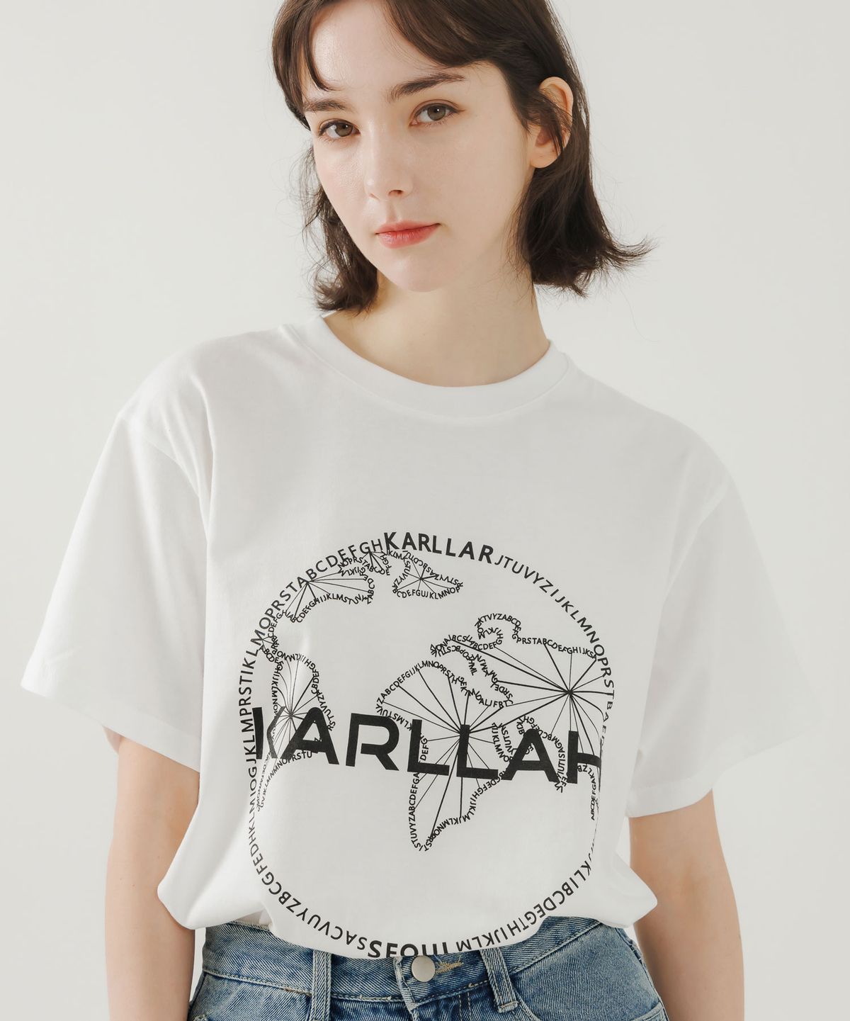 칼라(KARLLAH) 월드 와이드 프린트 반팔 티셔츠-화이트