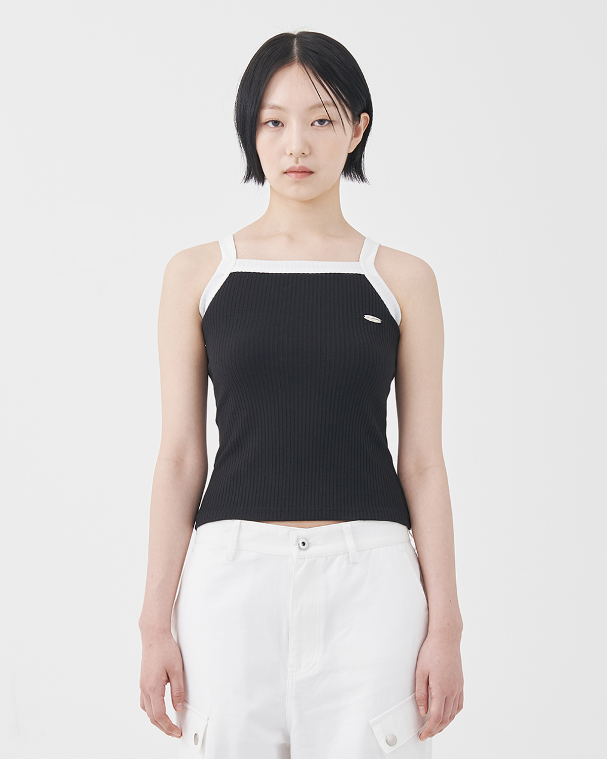 에프디알(FDR) Essential Ringer Sleeveless Black / White