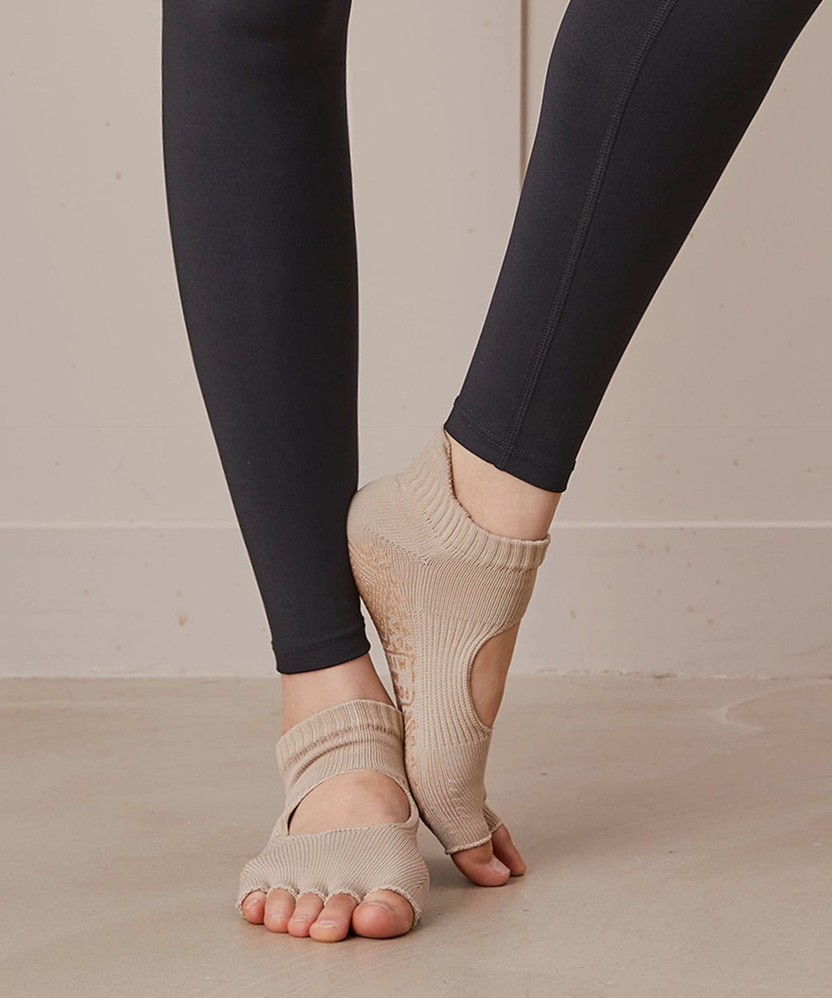 스튜디오 싹스탑(STUDIO SOCKSTOP) [2PACK] 파운드앤마일즈 필라테스 오픈토 삭스 4 COLORS
