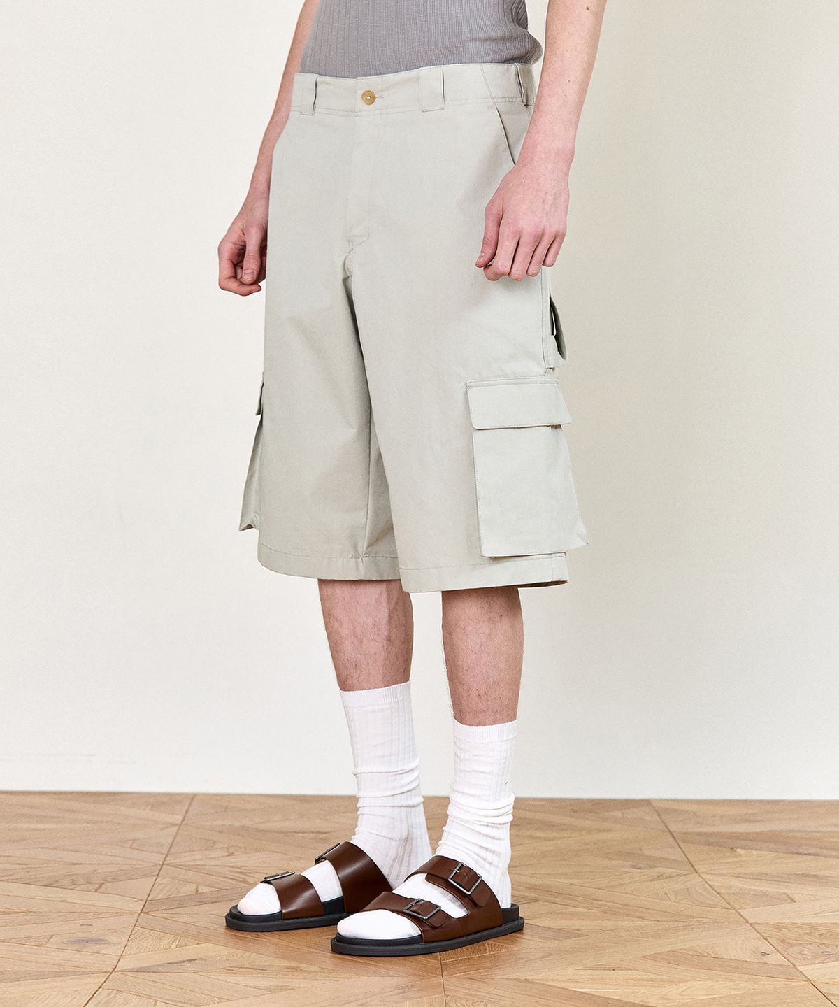 호이테(HEUTE) HET STRAP COTTON CARGO SHORTS (GREY)
