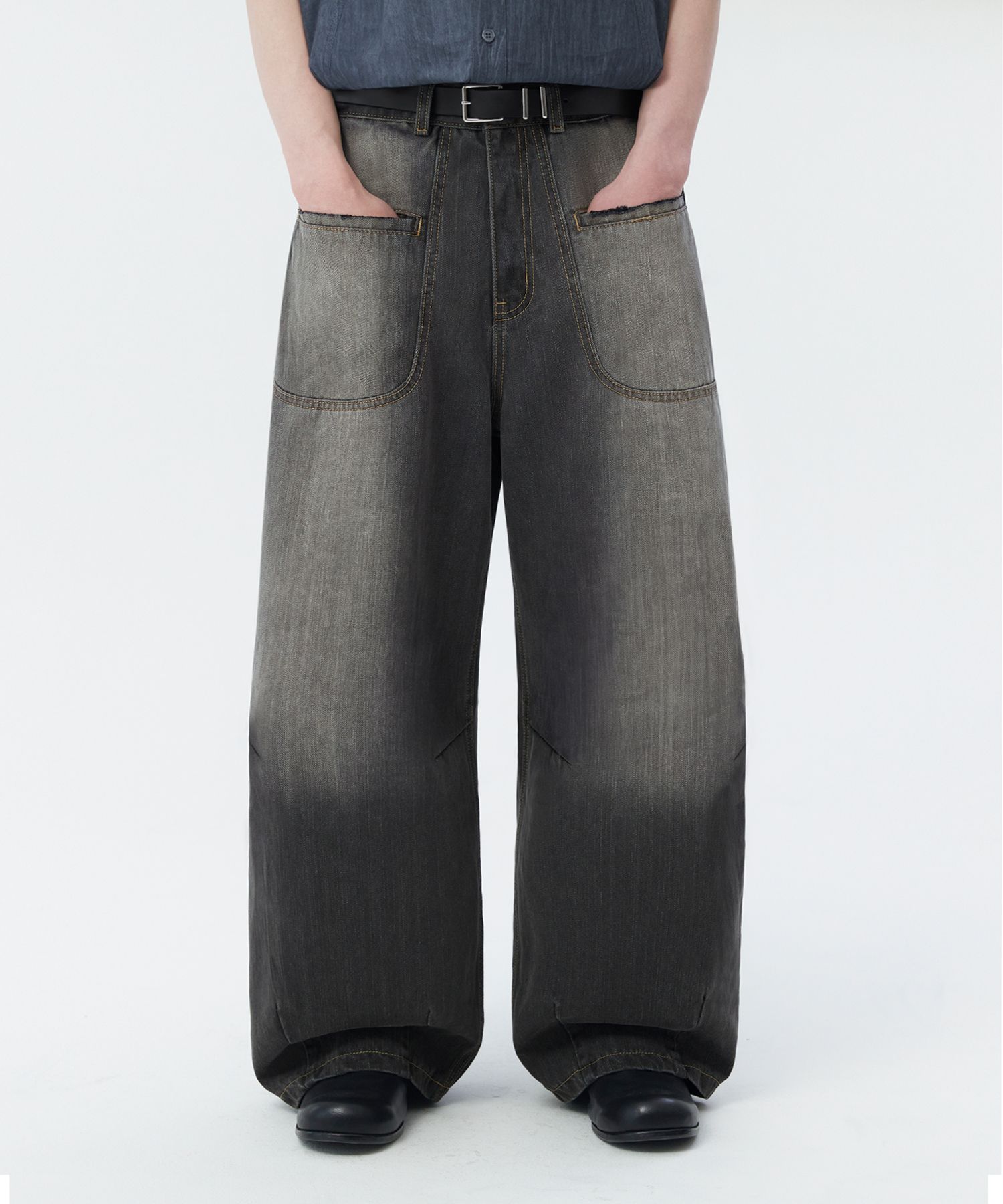 MUSINSA | TRILLION Round pocket Balloon fit washed denim